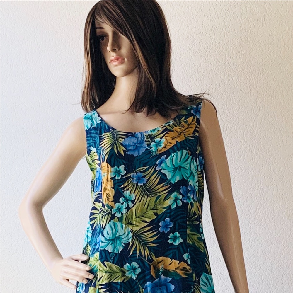 NWOT Floral Sundress - Picture 2 of 6